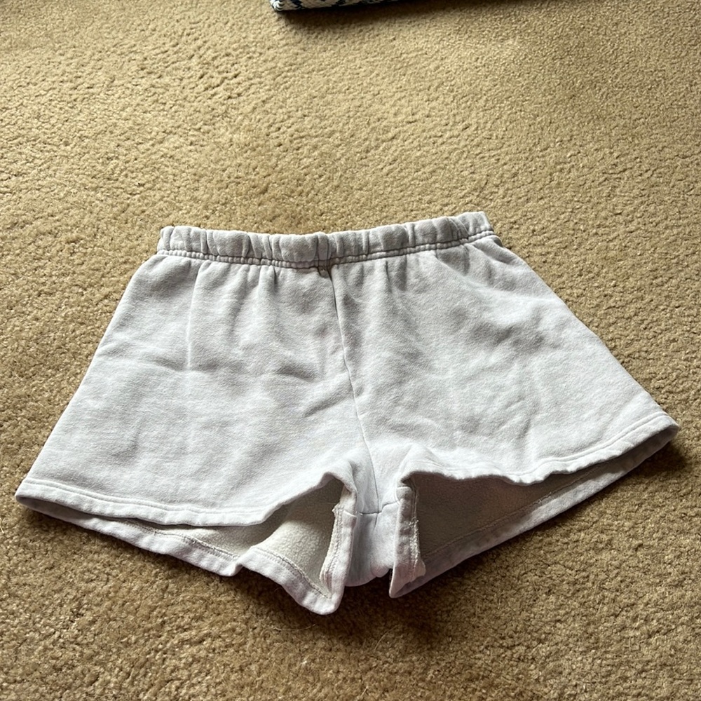 Aritzia TNA sweatshorts